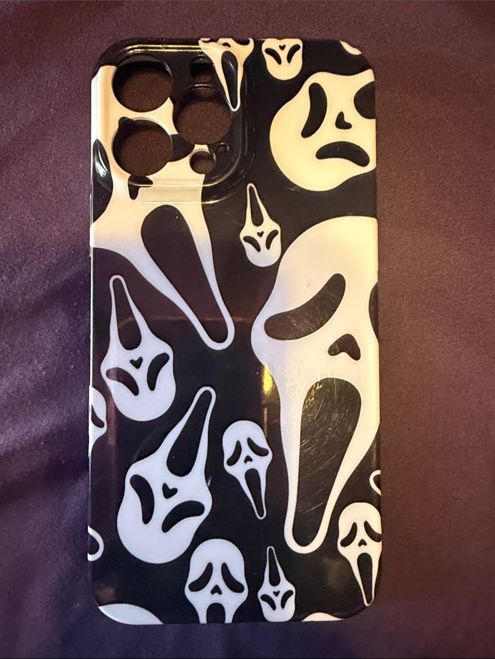 Black & White Ghost Face Phone Case - Unbranded